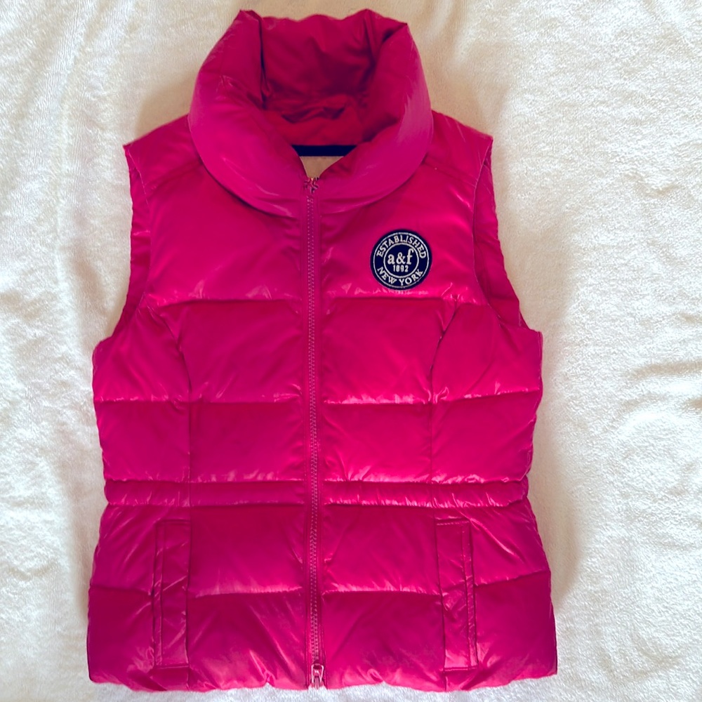 Abercrombie & Fitch Girls Hot Pink Puffer Vest. Size Large